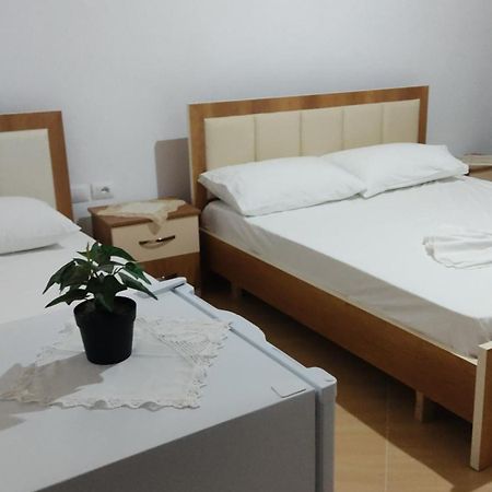 Dino Guest House Gjirokastër 외부 사진